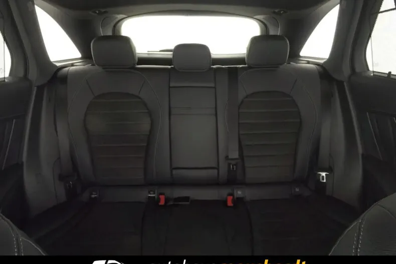 Mercedes-Benz GLC 300 din 2022 cu 87.596 km - oferta MER116065 - foto 8