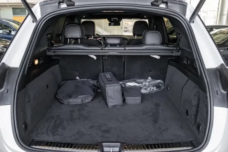 Mercedes-Benz GLE 350 din 2023 cu 12.600 km - oferta MER116066 - foto 6