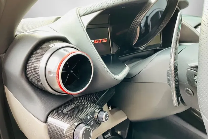 Ferrari 812 din 2022 cu 3.800 km - oferta FER116067 - foto 16