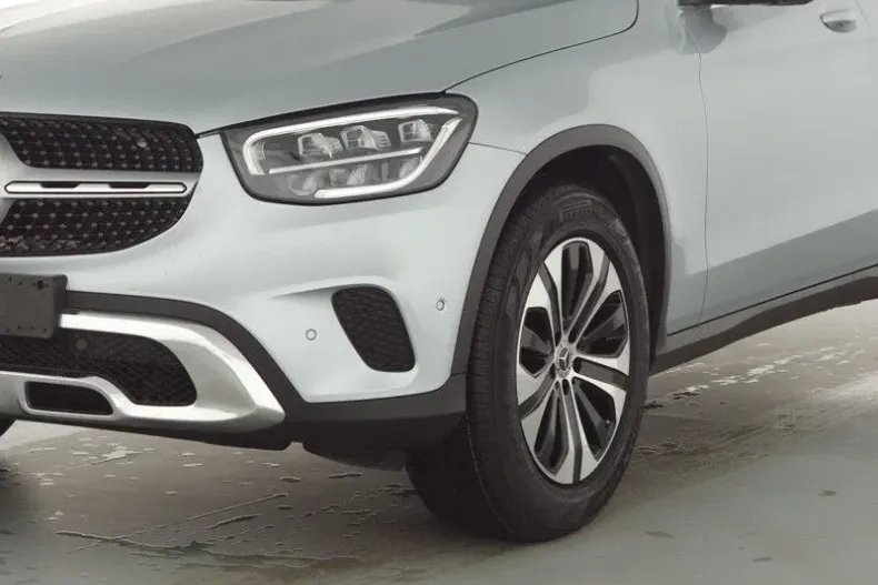 Mercedes-Benz GLC 200 din 2022 cu 30.201 km - oferta MER116069 - foto 8