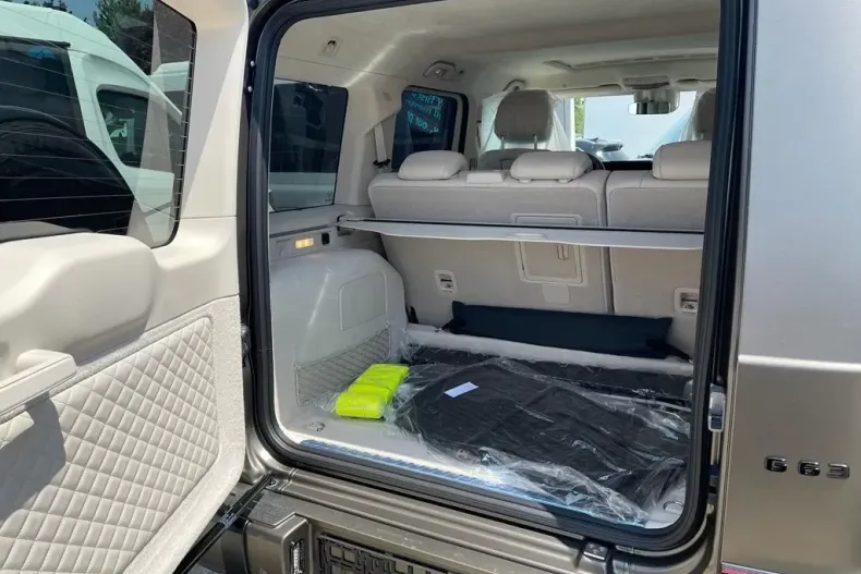 Mercedes-Benz G 63 AMG din 2023 cu 4.000 km - oferta MER116070 - foto 5