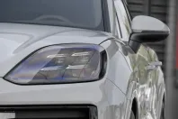 Porsche Cayenne din 2024 cu 9.999 km - oferta POR116073 - foto 2