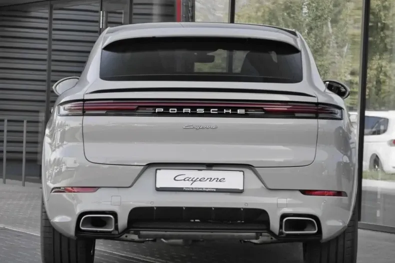 Porsche Cayenne din 2024 cu 9.999 km - oferta POR116073 - foto 3