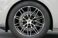 Porsche Cayenne din 2024 cu 9.999 km - oferta POR116073 - foto 4