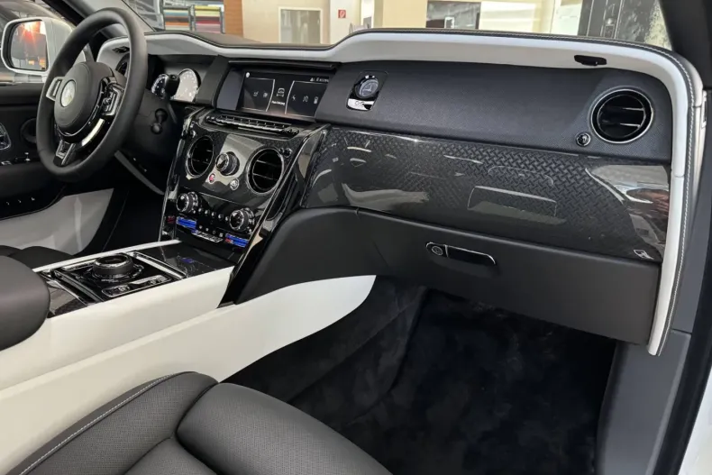 Rolls-Royce Cullinan din 2023 cu 28.000 km - oferta ROL116074 - foto 11