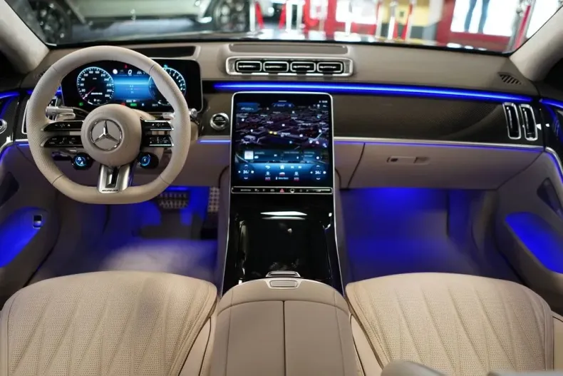 Mercedes-Benz S 63 AMG din 2024 cu 10 km - oferta MER116075 - foto 13