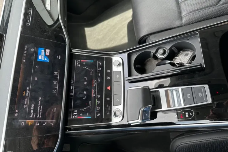 Audi A8 din 2021 cu 49.000 km - oferta AUD116081 - foto 11