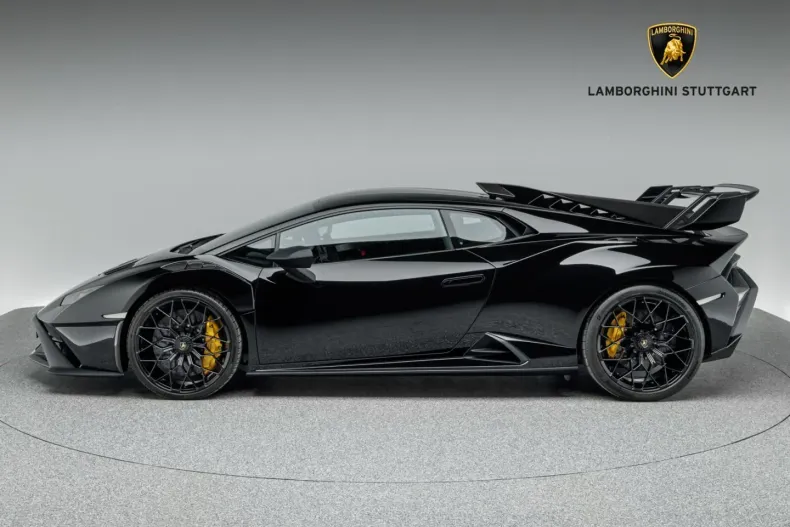 Lamborghini Huracán din 2022 cu 3.800 km - oferta LAM116082 - foto 3