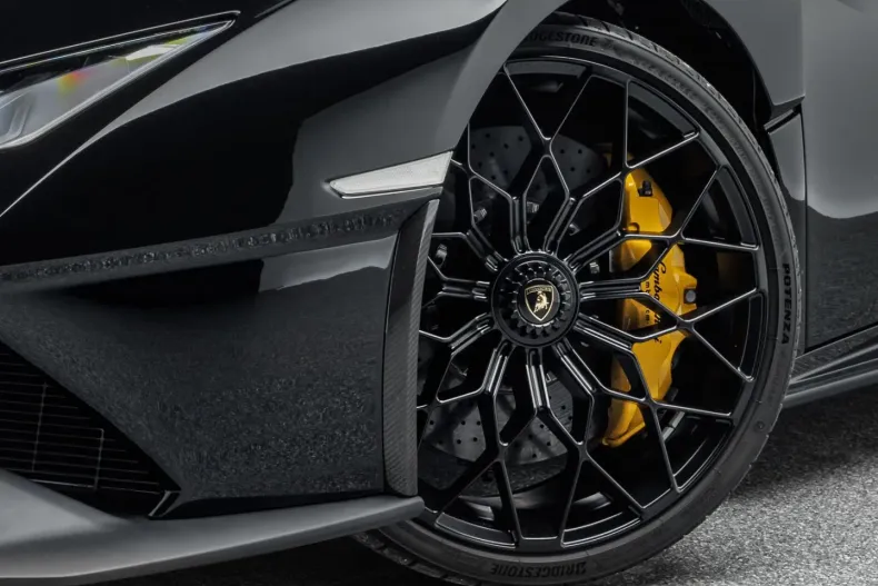 Lamborghini Huracán din 2022 cu 3.800 km - oferta LAM116082 - foto 15