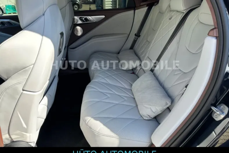 BMW XM din 2023 cu 22.880 km - oferta BMW116083 - foto 11