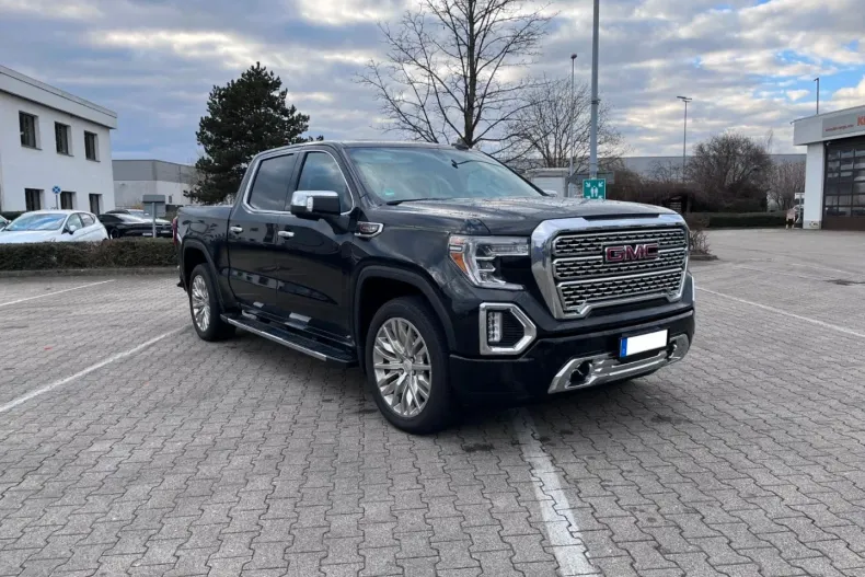 GMC Sierra din 2022 cu 25.000 km - oferta GMC116084 - foto 1