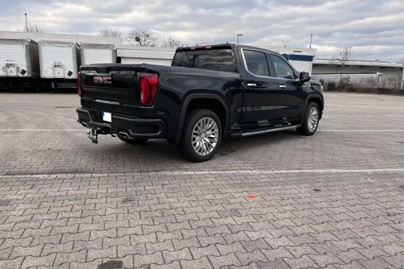 GMC Sierra din 2022 cu 25.000 km - oferta GMC116084 - foto 3