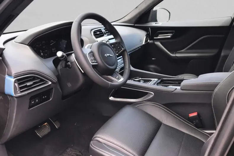 Jaguar F-Pace din 2020 cu 25.000 km - oferta JAG116086 - foto 10