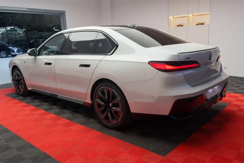 BMW 740 din 2023 cu 21.700 km - oferta BMW116090 - foto 7