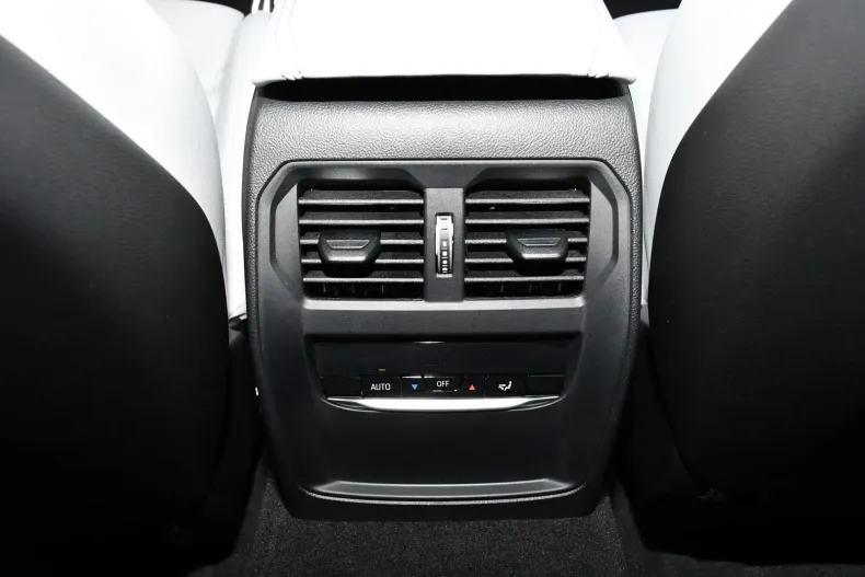 BMW M4 din 2023 cu 7.900 km - oferta BMW116094 - foto 23