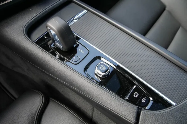 Volvo S90 din 2022 cu 24.500 km - oferta VOL116099 - foto 9