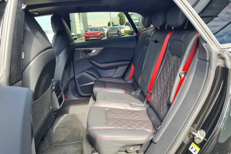 Audi SQ8 din 2023 cu 19.500 km - oferta AUD116101 - foto 12