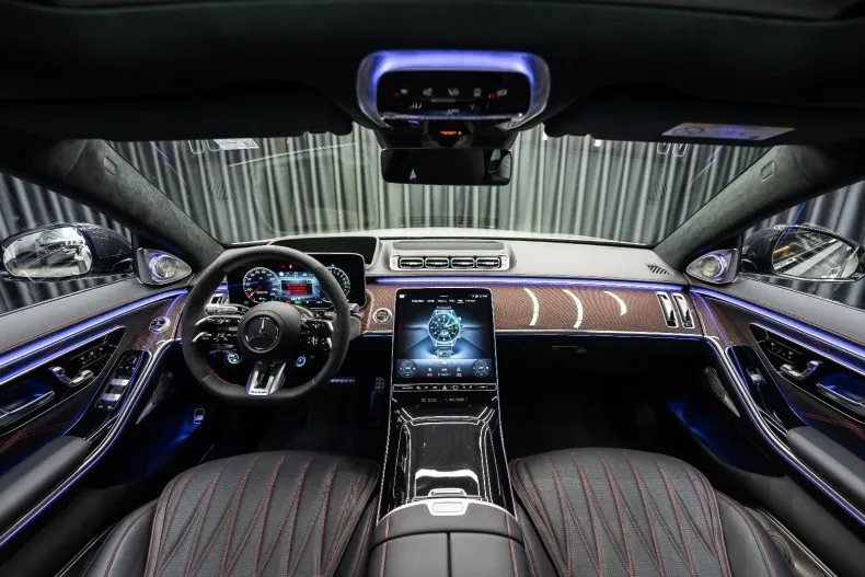 Mercedes-Benz S 63 AMG din 2024 cu 10 km - oferta MER116103 - foto 9