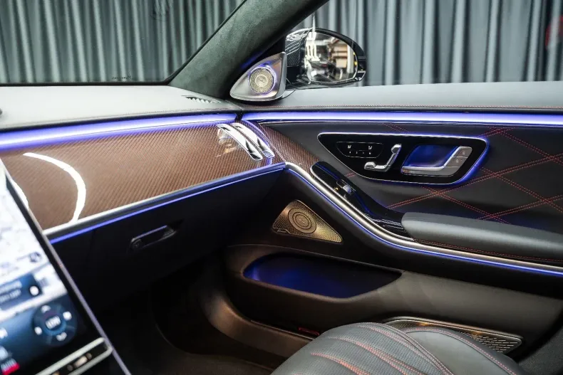 Mercedes-Benz S 63 AMG din 2024 cu 10 km - oferta MER116103 - foto 19