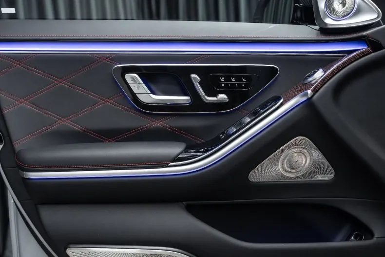 Mercedes-Benz S 63 AMG din 2024 cu 10 km - oferta MER116103 - foto 20