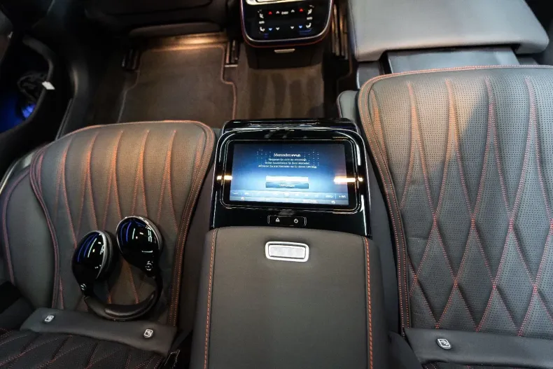 Mercedes-Benz S 63 AMG din 2024 cu 10 km - oferta MER116103 - foto 22