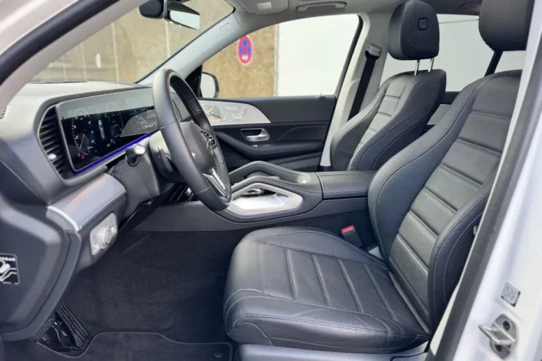 Mercedes-Benz GLE 300 din 2023 cu 7.932 km - oferta MER116106 - foto 10