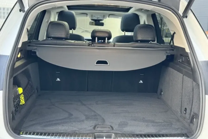 Mercedes-Benz GLE 300 din 2023 cu 7.932 km - oferta MER116106 - foto 14