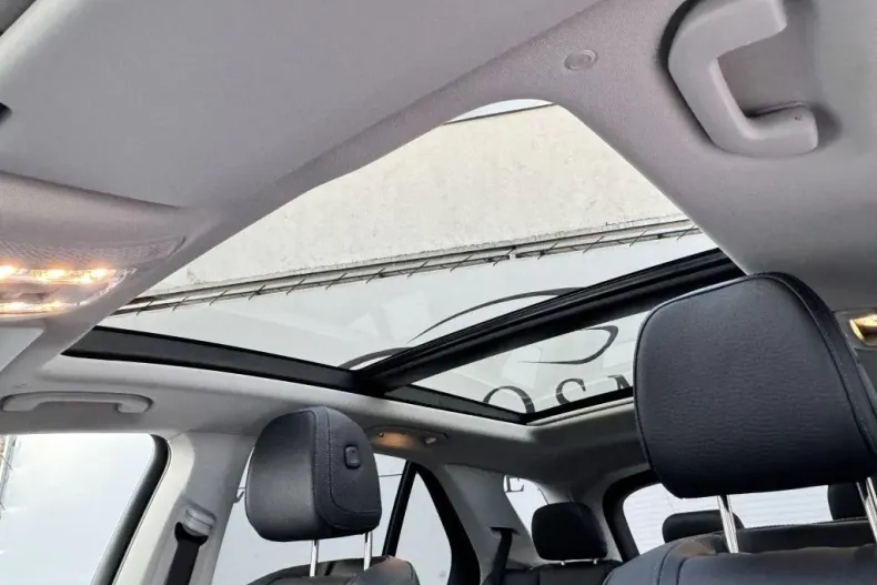 Mercedes-Benz GLE 300 din 2023 cu 7.932 km - oferta MER116106 - foto 30