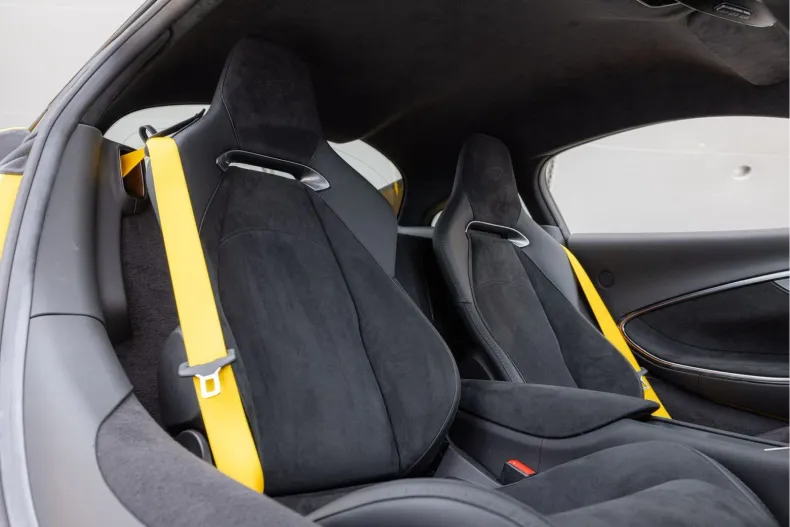 McLaren Artura din 2023 cu 20.000 km - oferta MCL116109 - foto 4