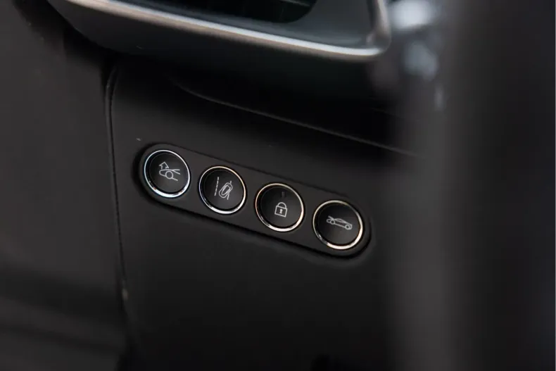 McLaren Artura din 2023 cu 20.000 km - oferta MCL116109 - foto 24