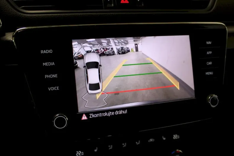 Skoda Superb din 2021 cu 44.900 km - oferta SKO116110 - foto 10