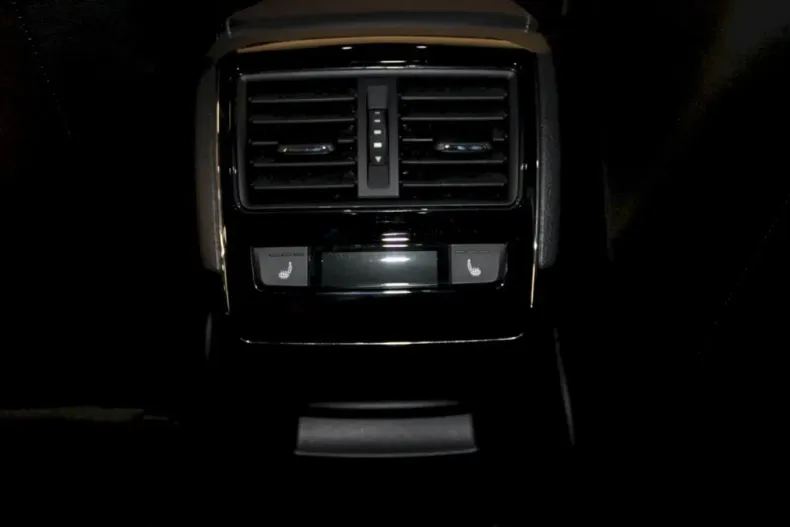 Skoda Superb din 2021 cu 44.900 km - oferta SKO116110 - foto 15