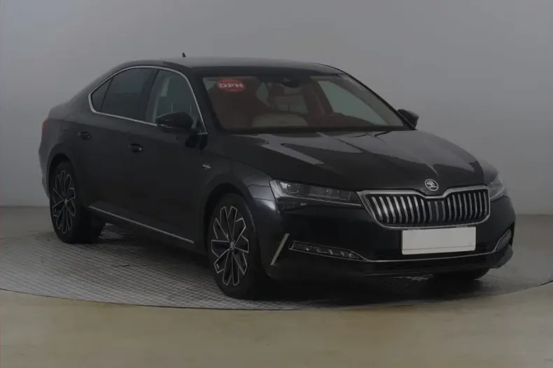 Skoda Superb din 2021 cu 77.000 km - oferta SKO116114 - foto 1