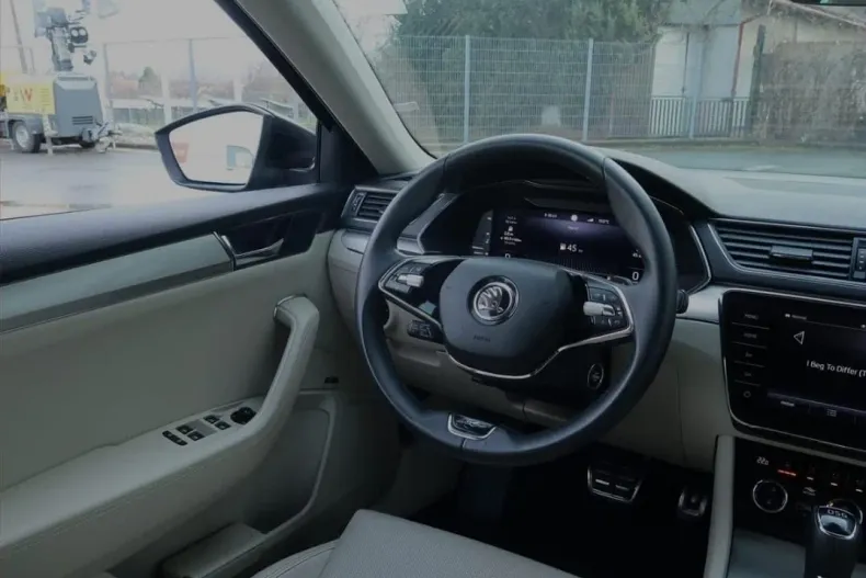 Skoda Superb din 2021 cu 77.000 km - oferta SKO116114 - foto 2