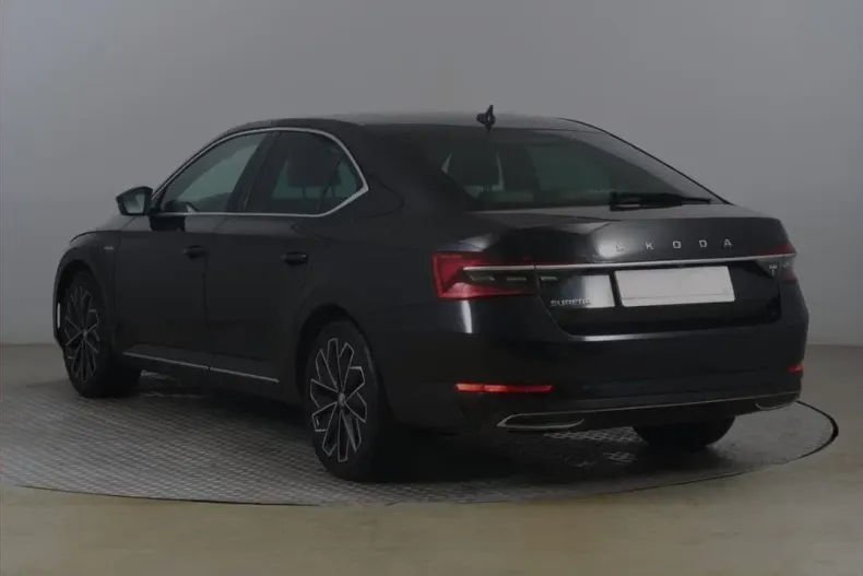 Skoda Superb din 2021 cu 77.000 km - oferta SKO116114 - foto 4