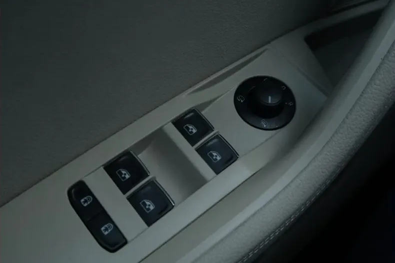 Skoda Superb din 2021 cu 77.000 km - oferta SKO116114 - foto 12