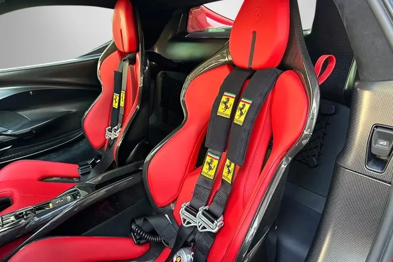 Ferrari 296 GTB din 2022 cu 5.500 km - oferta FER116116 - foto 14