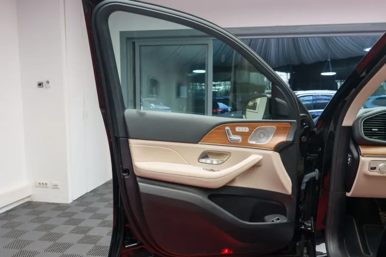 Mercedes-Benz GLE 300 din 2022 cu 22.428 km - oferta MER116117 - foto 11