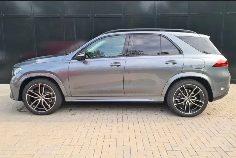 Mercedes-Benz GLE 350 din 2023 cu 15.000 km - oferta MER116119 - foto 4