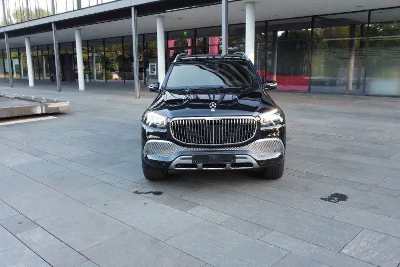 Mercedes-Benz GLS 600 din 2024 cu 60 km - oferta MER116121 - foto 4