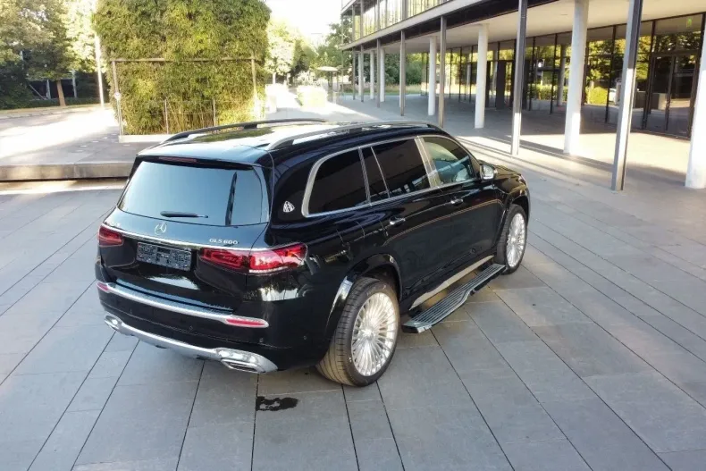 Mercedes-Benz GLS 600 din 2024 cu 60 km - oferta MER116121 - foto 7