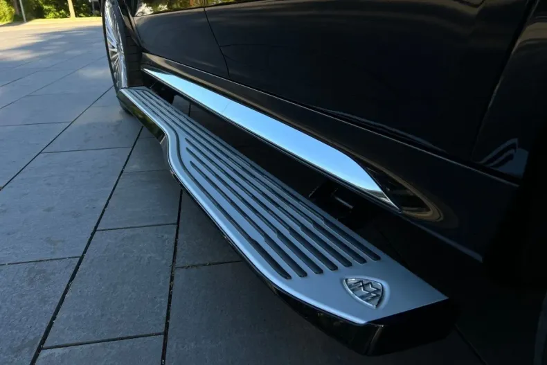 Mercedes-Benz GLS 600 din 2024 cu 60 km - oferta MER116121 - foto 9