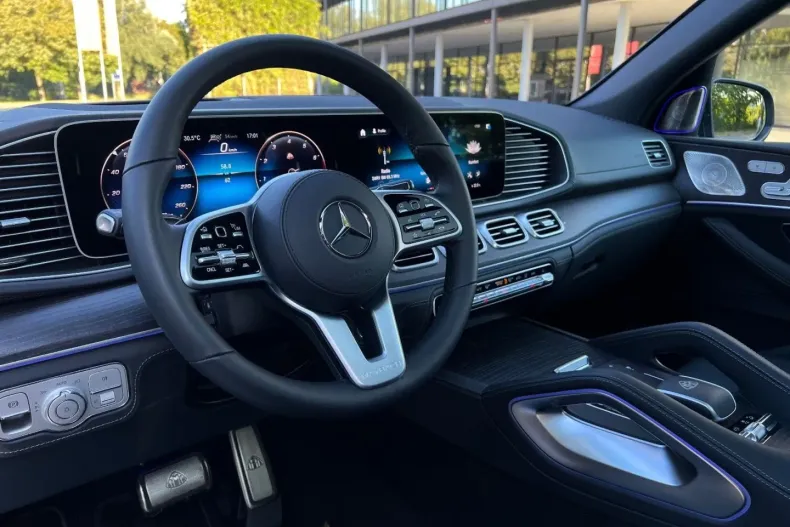 Mercedes-Benz GLS 600 din 2024 cu 60 km - oferta MER116121 - foto 16