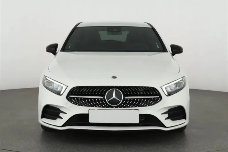 Mercedes-Benz A 180 din 2023 cu 14.700 km - oferta MER116130 - foto 5