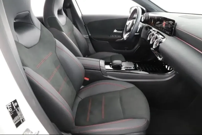 Mercedes-Benz A 180 din 2023 cu 14.700 km - oferta MER116130 - foto 9