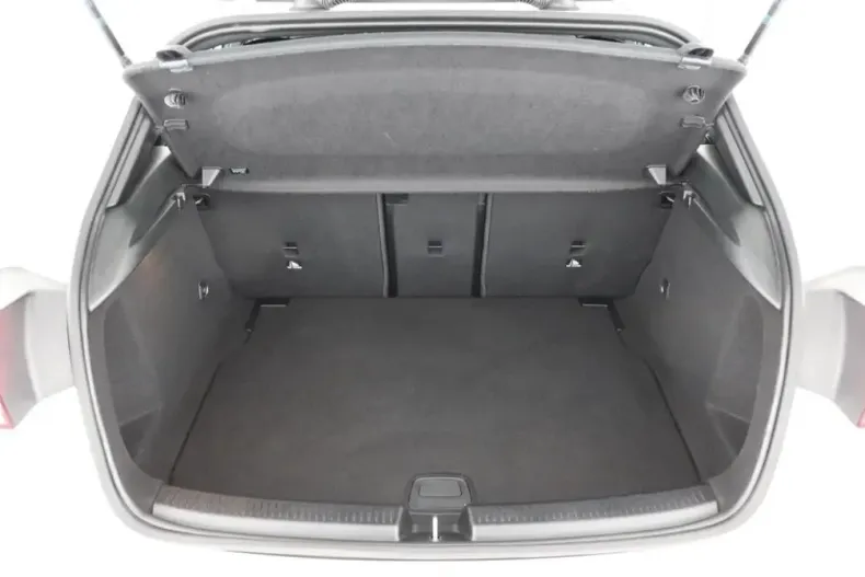 Mercedes-Benz A 180 din 2023 cu 14.700 km - oferta MER116130 - foto 13