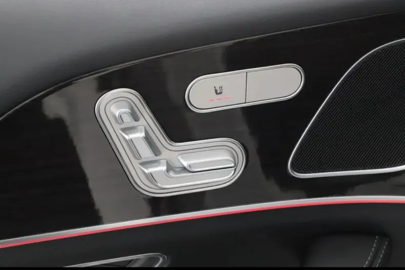 Mercedes-Benz GLE 300 din 2022 cu 16.500 km - oferta MER116131 - foto 8