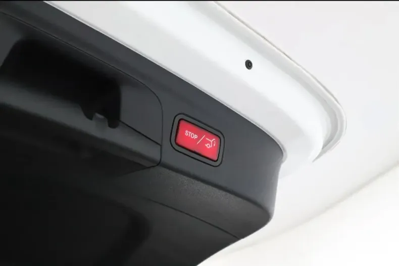 Mercedes-Benz GLE 300 din 2022 cu 16.500 km - oferta MER116131 - foto 10