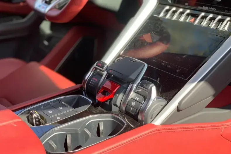 Lamborghini Urus din 2022 cu 46.500 km - oferta LAM116133 - foto 14