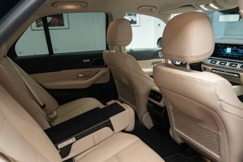 Mercedes-Benz GLE 350 din 2022 cu 26.000 km - oferta MER116135 - foto 25